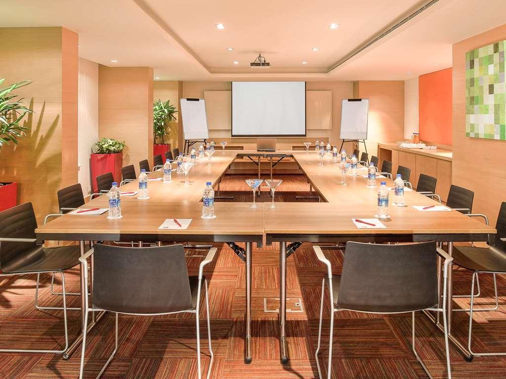 Ibis Kochi City Centre - An Accor Brand Екстер'єр фото
